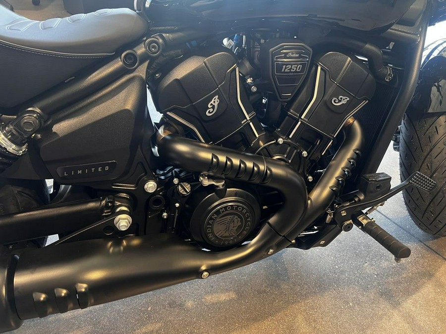 2025 Indian Motorcycle® Sport Scout® Limited Black Metallic