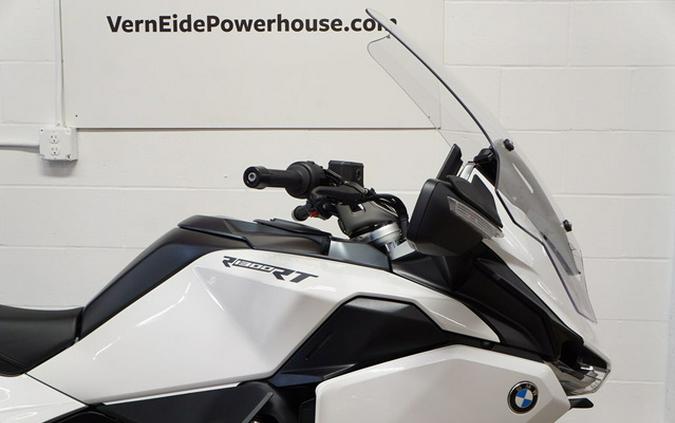2026 BMW R 1300 RT Alpine White 3