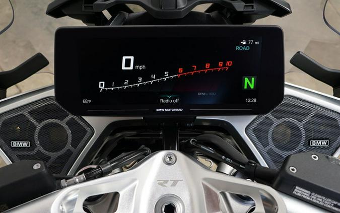 2026 BMW R 1300 RT Alpine White 3