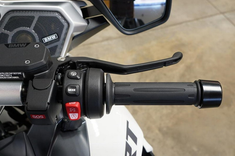 2026 BMW R 1300 RT Alpine White 3