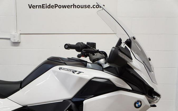 2026 BMW R 1300 RT Alpine White 3