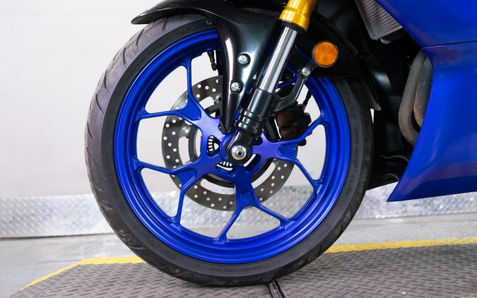 2025 Yamaha YZF-R3
