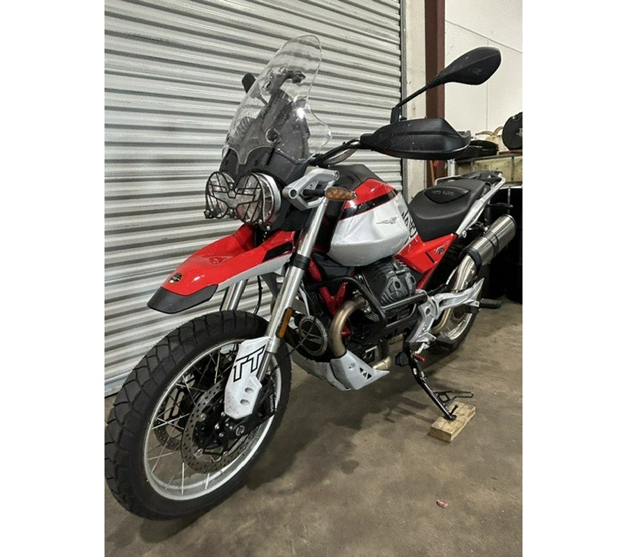 2025 Moto Guzzi V85 TT