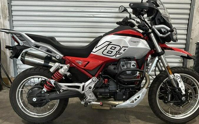2025 Moto Guzzi V85 TT