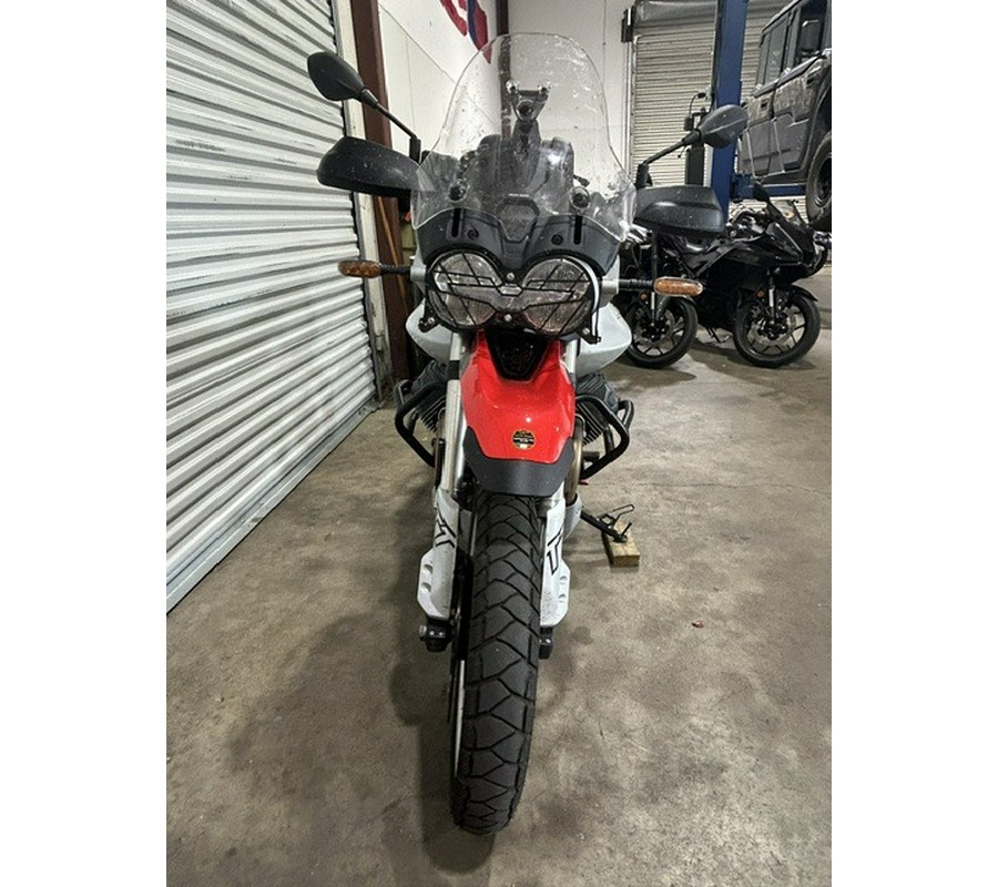 2025 Moto Guzzi V85 TT