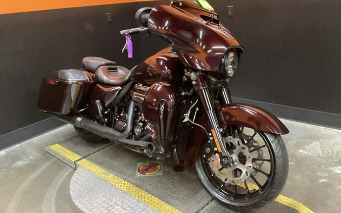 2019 Harley-Davidson Street Glide FLHXSE - CVO
