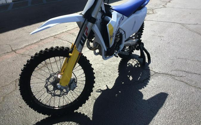 2027 HUSQVARNA FC 250