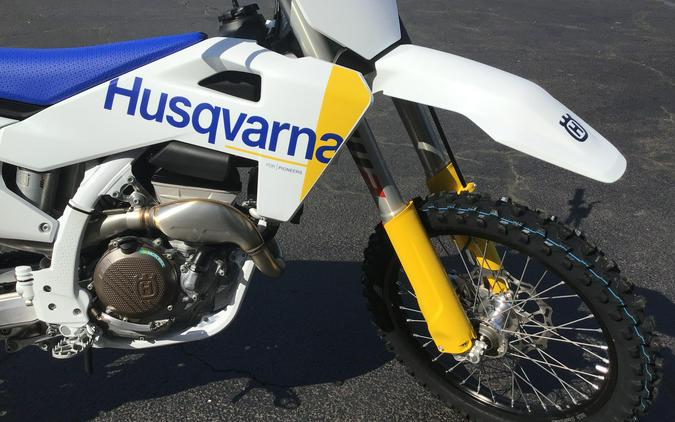 2027 HUSQVARNA FC 250