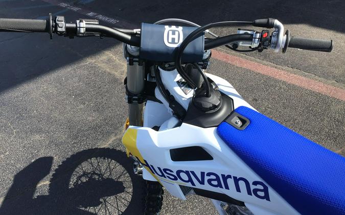 2027 HUSQVARNA FC 250