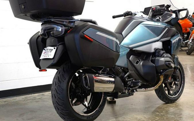 2026 BMW R 1300 RT Option 719 Camargue