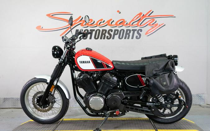 2017 Yamaha SCR950