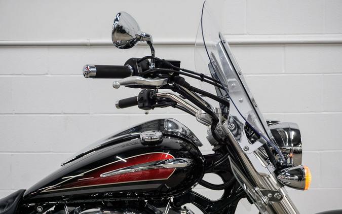 2014 Yamaha V Star® 950 Tourer