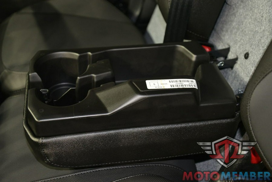 2025 Can-Am Defender PRO Limited HD 10