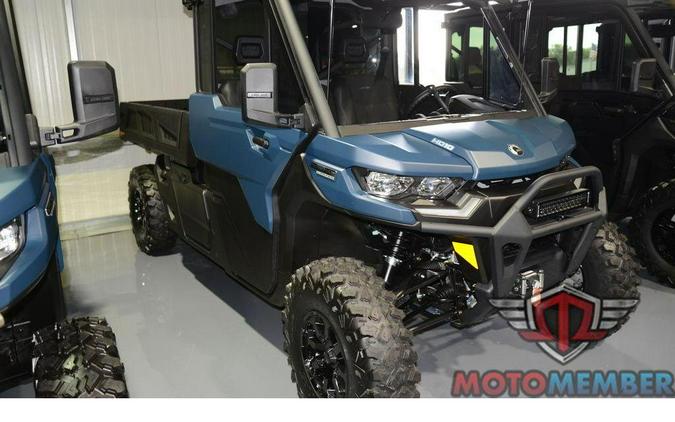 2025 Can-Am Defender PRO Limited HD10