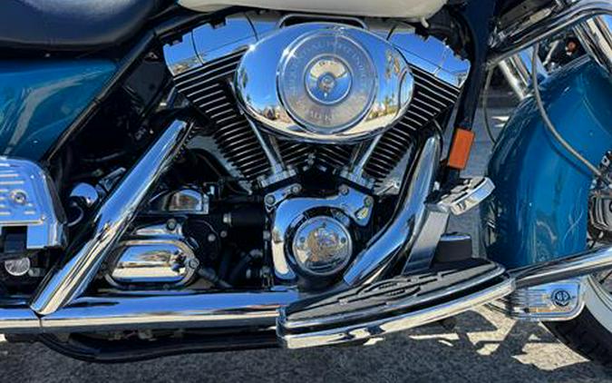 2001 Harley-Davidson FLHRCI Road King® Classic