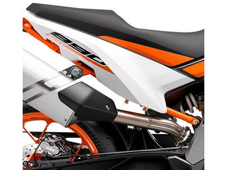 2024 KTM 890 SMT