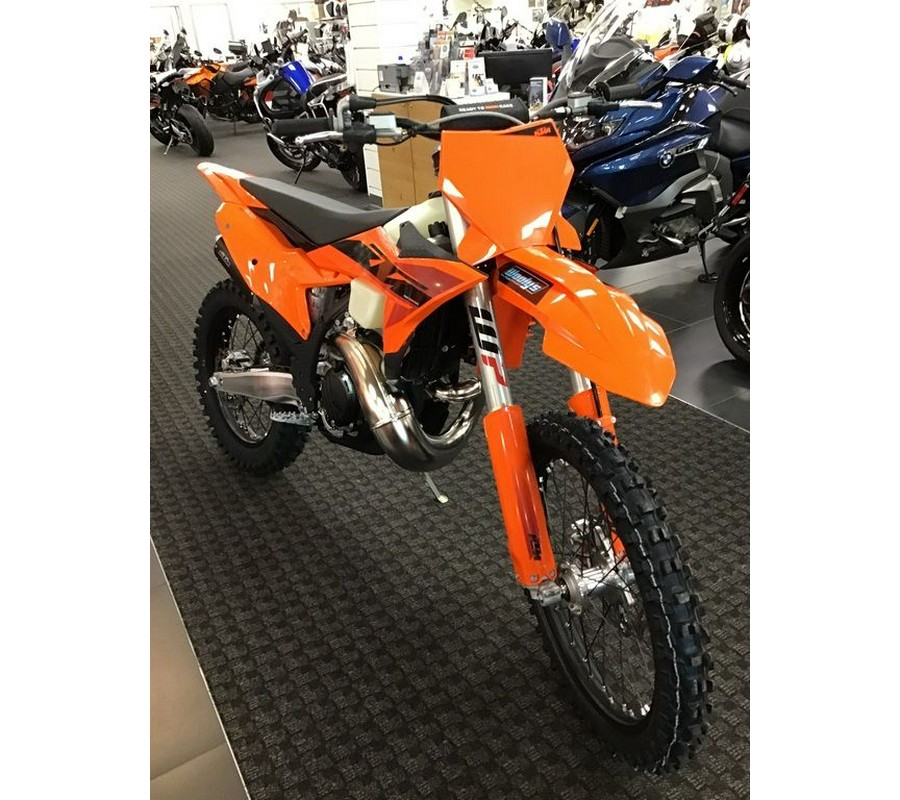 2025 KTM 300 XC