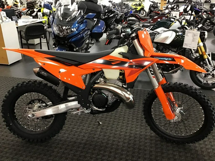 2025 KTM 300 XC