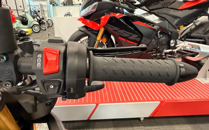2026 Aprilia Tuono V4 1100