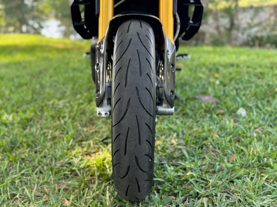 2022 Indian FTR R Carbon