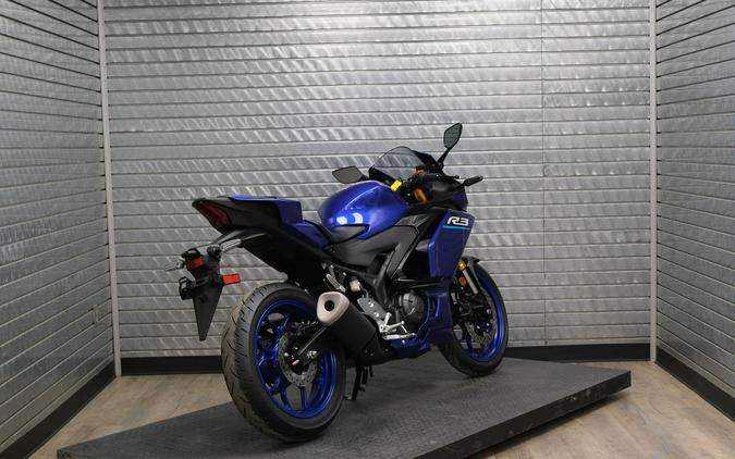 2026 YAMAHA YZFR3 ABS