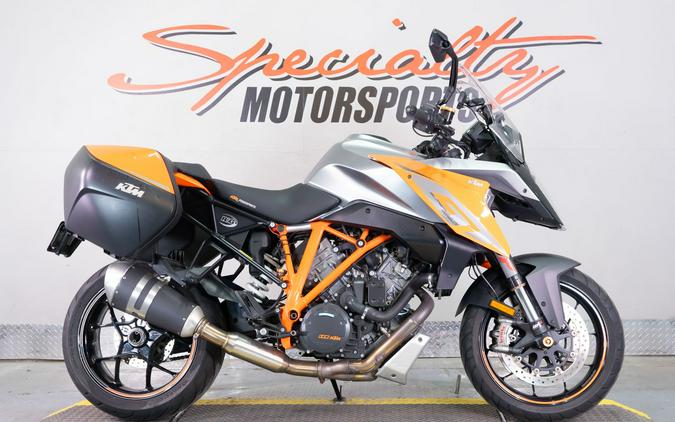 2017 KTM 1290 Super Duke GT
