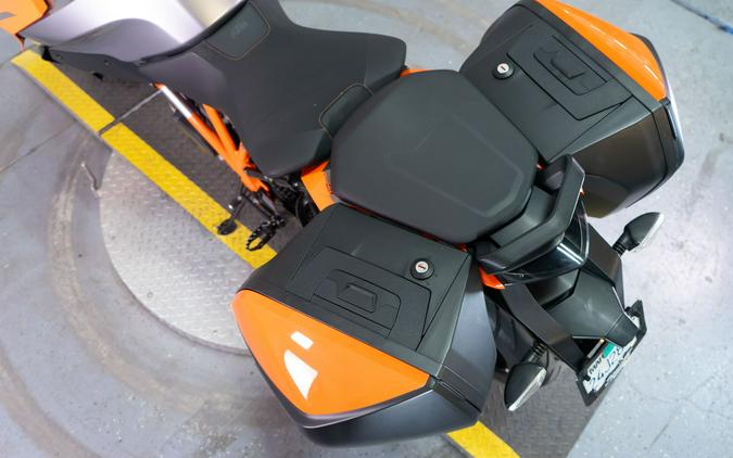 2017 KTM 1290 Super Duke GT