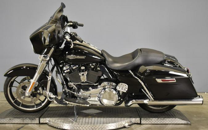 2023 Harley-Davidson Street Glide Vivid Black