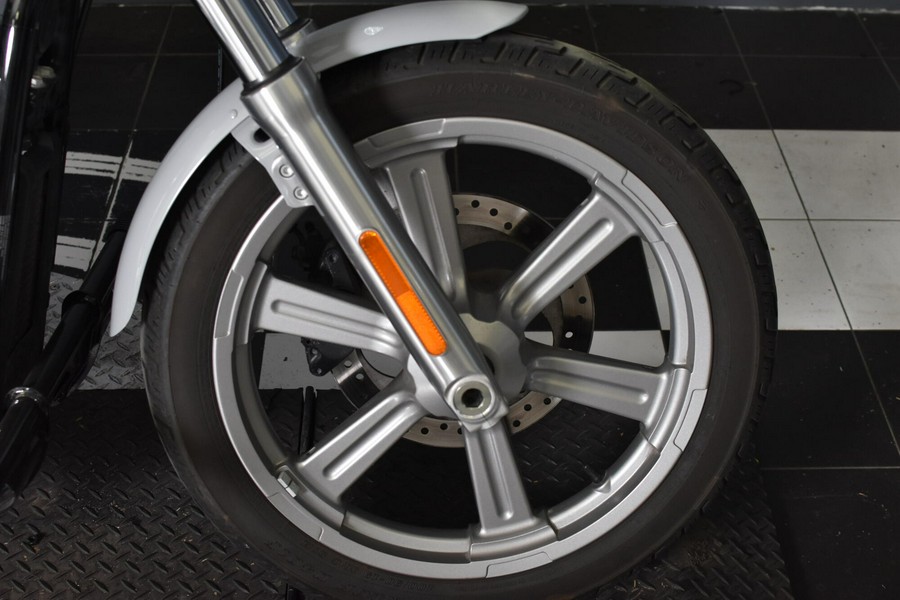 2024 Harley-Davidson Softail Standard Billiard Gray FXST