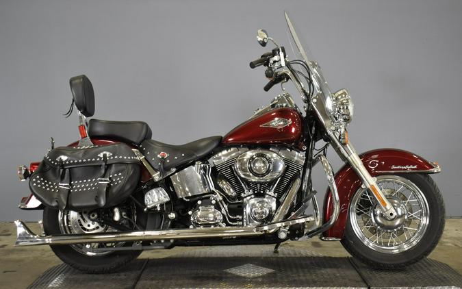 2014 Harley-Davidson Heritage Softail Classic Mysterious Red Sunglo