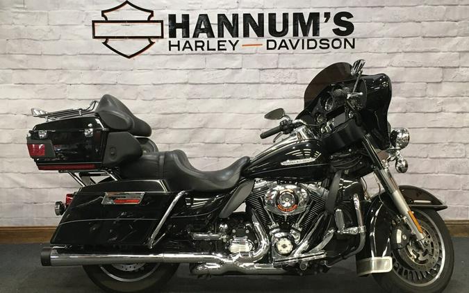 2013 Harley-Davidson Electra Glide® Ultra Limited Black FLHTK