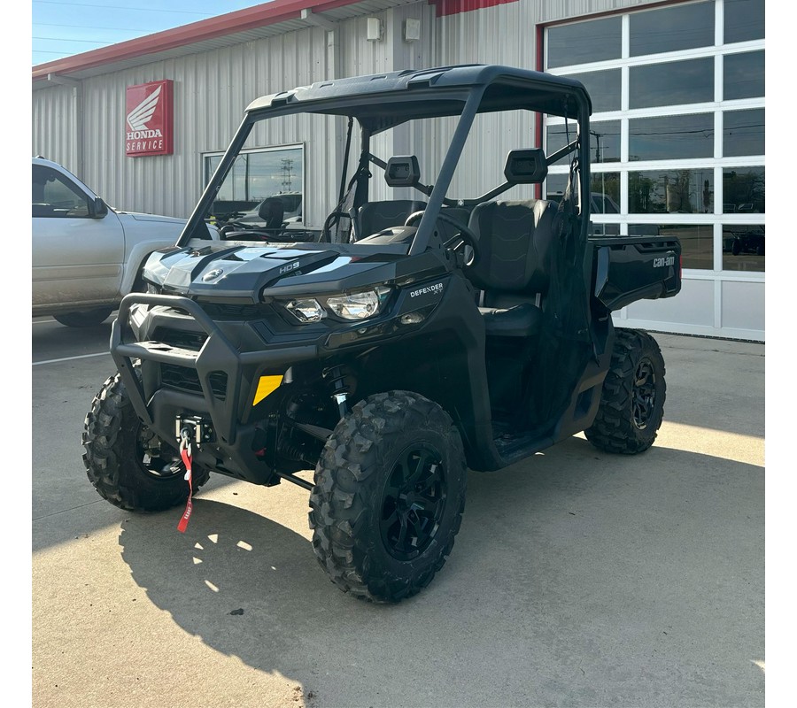 2024 Can-Am™ Defender XT HD9