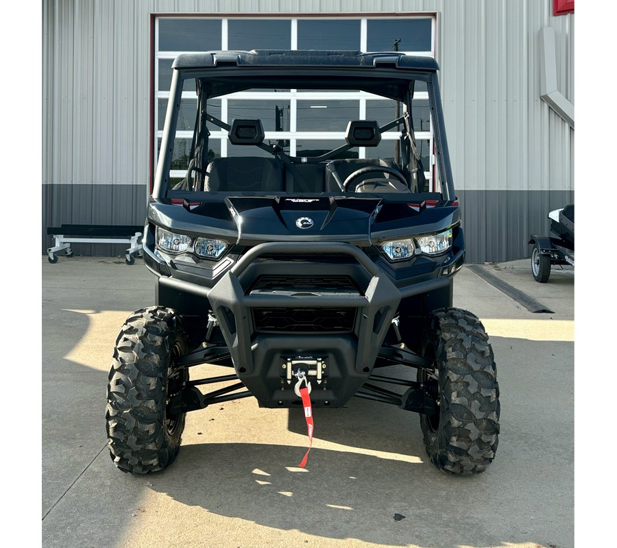 2024 Can-Am™ Defender XT HD9