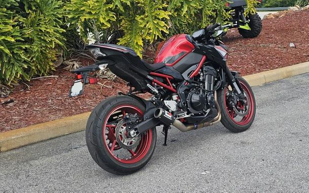 2024 Kawasaki Z900 ABS Candy Persimmon RedEbony