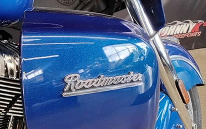 2017 Indian Roadmaster Icon Blue Sapphire & Brilliant Blue Willow Green Over Ivory Cream