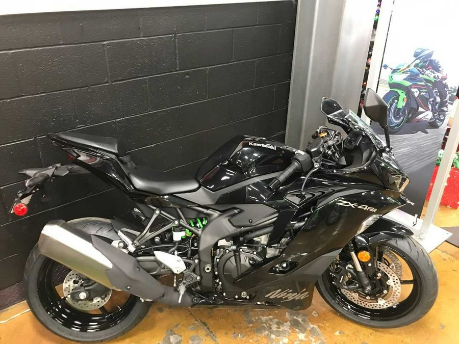 2024 Kawasaki NINJA ZX-4RR ABS