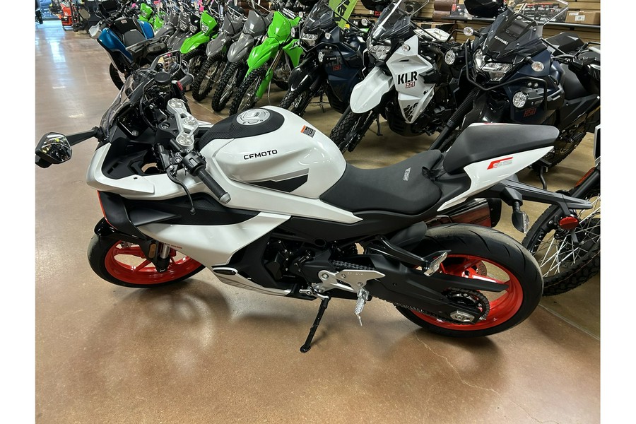 2025 CFMOTO 450 SS