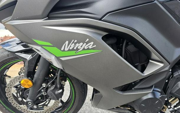 2024 Kawasaki Ninja 650 Metallic Matte Dark GrayMetallic Spark