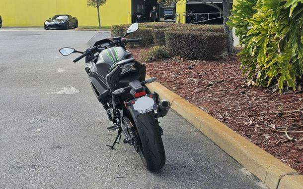 2024 Kawasaki Ninja 650 Metallic Matte Dark GrayMetallic Spark