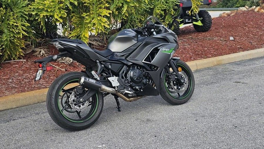2024 Kawasaki Ninja 650 Metallic Matte Dark GrayMetallic Spark
