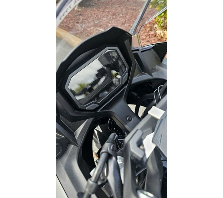 2024 Kawasaki Ninja 650 Metallic Matte Dark GrayMetallic Spark