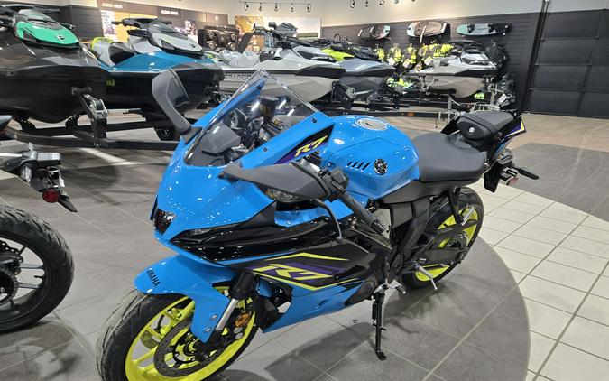 2026 YAMAHA YZFR7