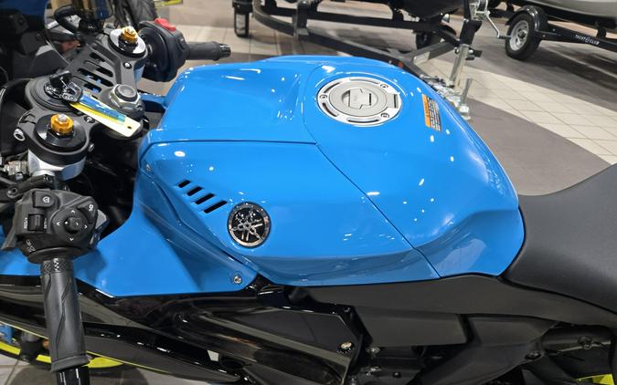 2026 YAMAHA YZFR7
