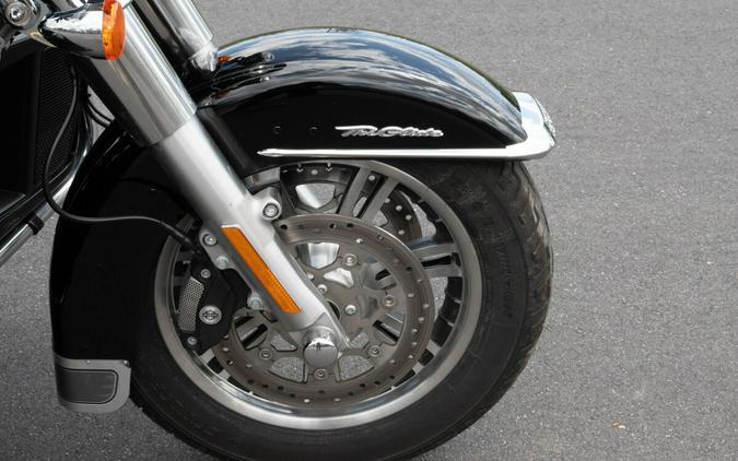 2023 Harley-Davidson Tri Glide Ultra FLHTCUTG
