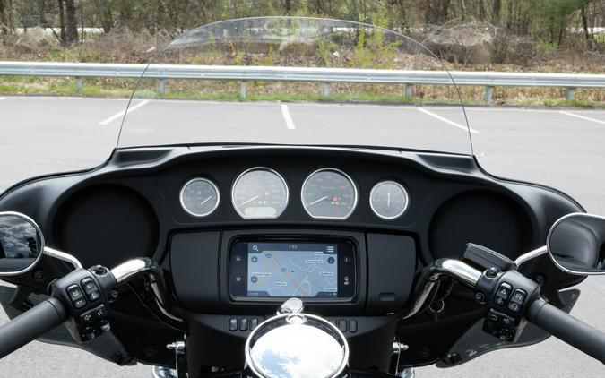 2023 Harley-Davidson Tri Glide Ultra FLHTCUTG