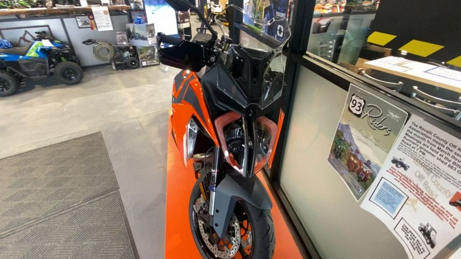 2024 KTM 1290 Super Duke GT