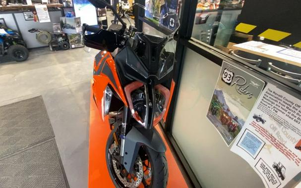 2024 KTM 1290 Super Duke GT