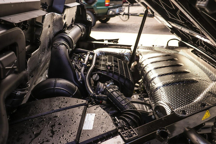 2026 Can-Am® Defender MAX Limited HD11 Desert Tan & Carbon Black