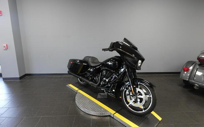 2025 Harley-Davidson Street Glide FLHX