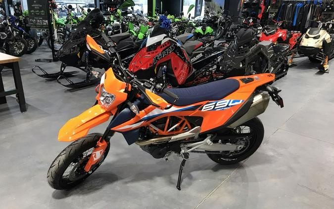 2024 KTM 690 SMC R